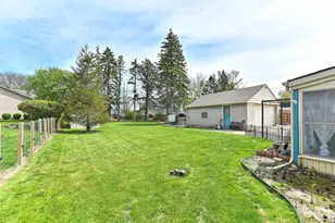 2746 S 77th St, West Allis, WI 53219 - Photo 25