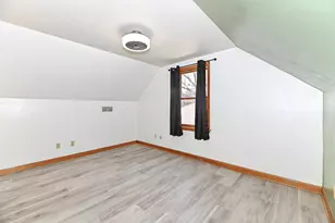 2746 S 77th St, West Allis, WI 53219 - Photo 39