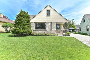 2746 S 77th St, West Allis, WI 53219 - Photo 1