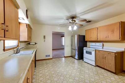 5223  52nd Ave, Kenosha, WI 53144 - Photo 7