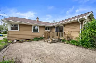 5228 N 107th St, Milwaukee, WI 53225 - Photo 9