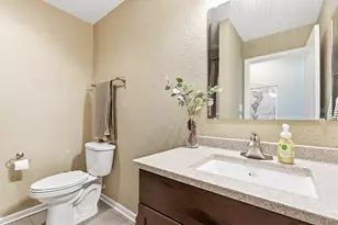 1004 E Newhall Ave, Waukesha, WI 53186 - Photo 21