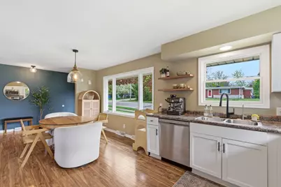 1004 E Newhall Ave, Waukesha, WI 53186 - Photo 9