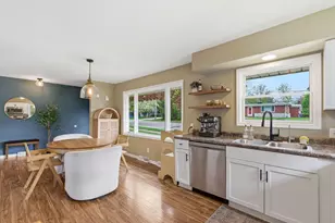 1004 E Newhall Ave, Waukesha, WI 53186 - Photo 9