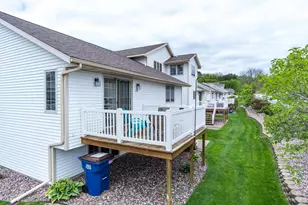 219 Heritage Ln, Onalaska, WI 54650 - Photo 19