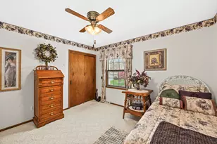 3459 Oak Tree Ln, Racine, WI 53405 - Photo 13