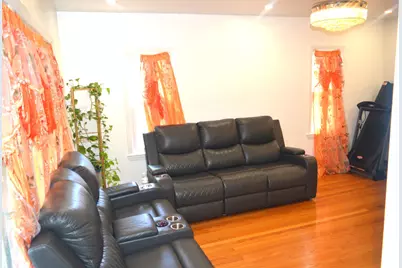 1561 W Morgan Ave, Milwaukee, WI 53221 - Photo 9