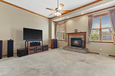 6615  Greenhill Dr, Racine, WI 53406 - Photo 9