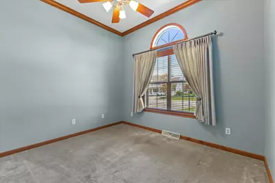 6615  Greenhill Dr, Racine, WI 53406 - Photo 11