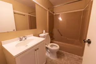 3907 Country Pl, Sheboygan, WI 53081 - Photo 11