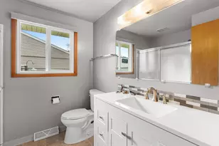 4217 Lowell St, Two Rivers, WI 54241 - Photo 17