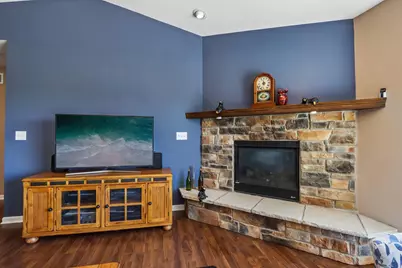347  Homestead Dr, Twin Lakes, WI 53181 - Photo 11