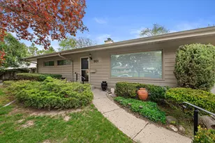 901 Hawthorn Dr, Waukesha, WI 53188 - Photo 27