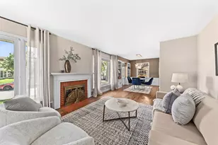 2505 N 81st St, Wauwatosa, WI 53213 - Photo 5