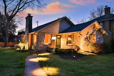 2505 N 81st St, Wauwatosa, WI 53213 - Photo 25