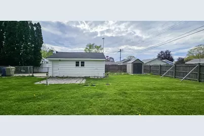 2726  84th St, Kenosha, WI 53143 - Photo 29