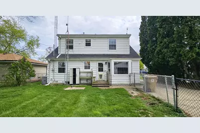 2726  84th St, Kenosha, WI 53143 - Photo 25