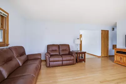 2801 S 72nd St, West Allis, WI 53219 - Photo 7