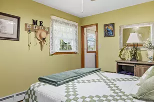 2211 Pleasant Ave, New Holstein, WI 53061 - Photo 11