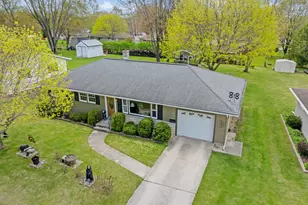 2211 Pleasant Ave, New Holstein, WI 53061 - Photo 25