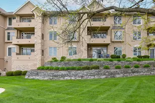 2912 N University Dr, Waukesha, WI 53188 - Photo 31