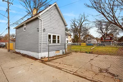 3217 N 12th St, Milwaukee, WI 53206 - Photo 21