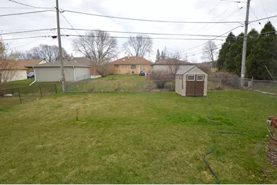 4110 S Troy Ave, Saint Francis, WI 53235 - Photo 15