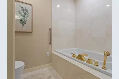 730 N Plankinton Ave #8C, Milwaukee, WI 53203 - Photo 15