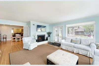 5666  Cedar Beach Ln, Belgium, WI 53004 - Photo 7