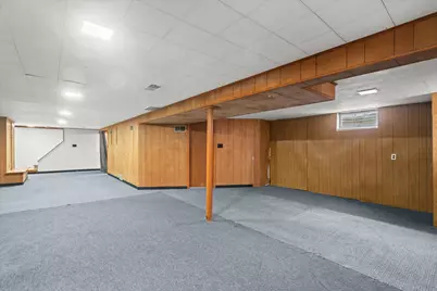 5427 W Spring Ln, Milwaukee, WI 53223 - Photo 17