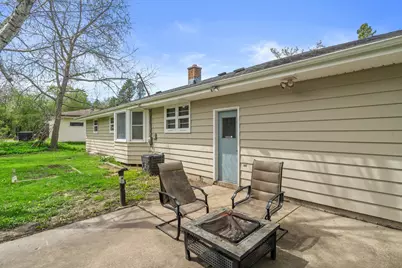 5427 W Spring Ln, Milwaukee, WI 53223 - Photo 27