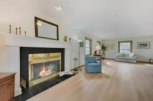 W52N618 Highland Dr, Cedarburg, WI 53012 - Photo 7