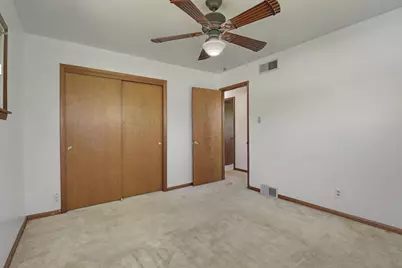 3301 E Carol Ct, Oak Creek, WI 53154 - Photo 11