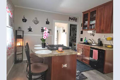 2343 S 34th St, Milwaukee, WI 53215 - Photo 5
