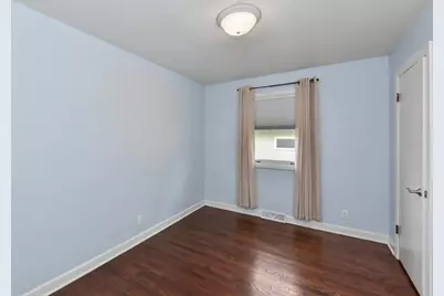 810  Carrington Ave, South Milwaukee, WI 53172 - Photo 11