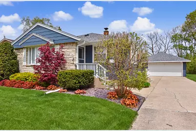 810  Carrington Ave, South Milwaukee, WI 53172 - Photo 1