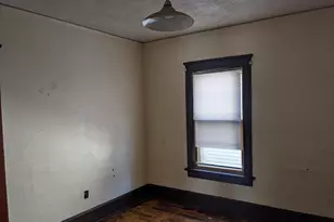 3737 N 24th Pl, Milwaukee, WI 53206 - Photo 5