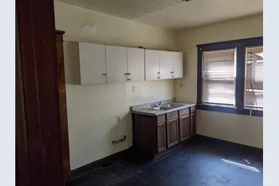 3737 N 24th Pl #3737A, Milwaukee, WI 53206 - Photo 7
