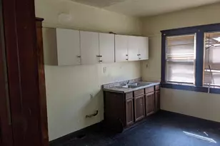 3737 N 24th Pl, Milwaukee, WI 53206 - Photo 7