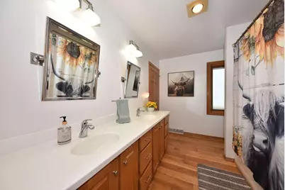 511  Cheyenne Ave, Grafton, WI 53024 - Photo 19