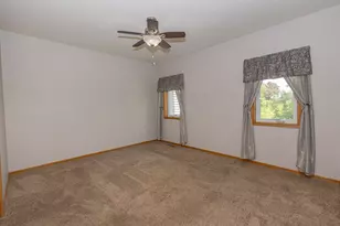 411 Cherry Ln, Holmen, WI 54636 - Photo 21