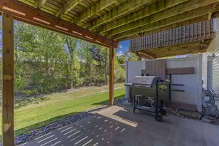 411 Cherry Ln, Holmen, WI 54636 - Photo 7