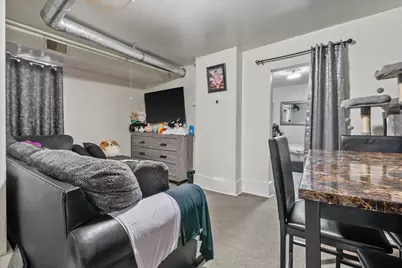 1217 W Orchard St #1219, Milwaukee, WI 53204 - Photo 5