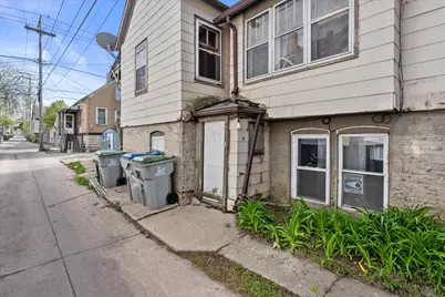 1217 W Orchard St #1219, Milwaukee, WI 53204 - Photo 33