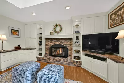 8710  Lakeshore Dr, Pleasant Prairie, WI 53158 - Photo 13