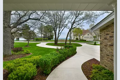 8710  Lakeshore Dr, Pleasant Prairie, WI 53158 - Photo 37