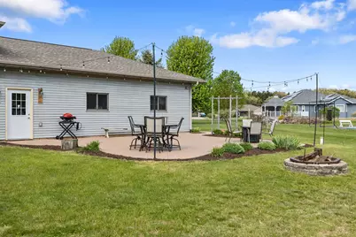W7872  Amstel Ct, Holland, WI 54636 - Photo 23
