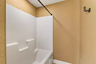 1817 Woodland Way, Slinger, WI 53086 - Photo 23