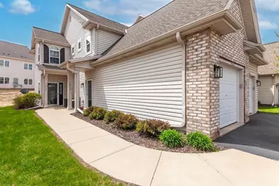 1817  Woodland Way #429-1, Slinger, WI 53086 - Photo 1