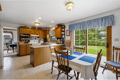 410 S Claremont Rd, Saukville, WI 53080 - Photo 15